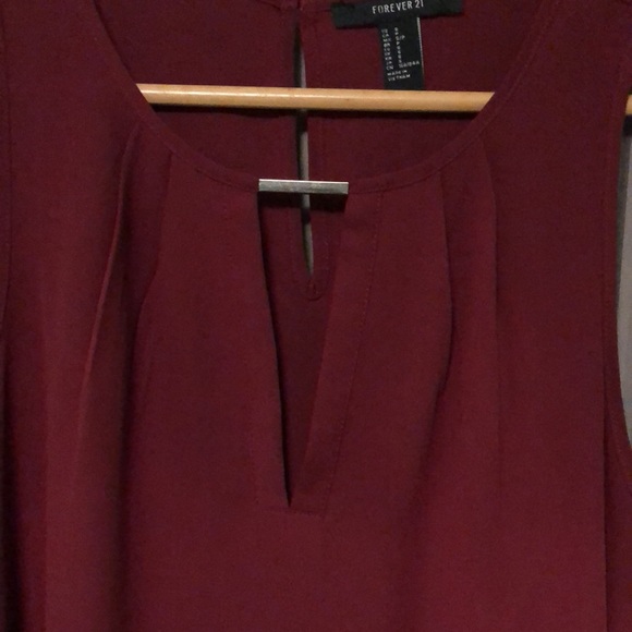Forever 21 Sleeveless blouse Small - Picture 2 of 3